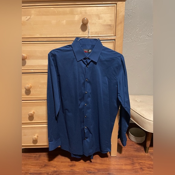 Misc. Men’s Dress Shirts - Picture 16 of 16